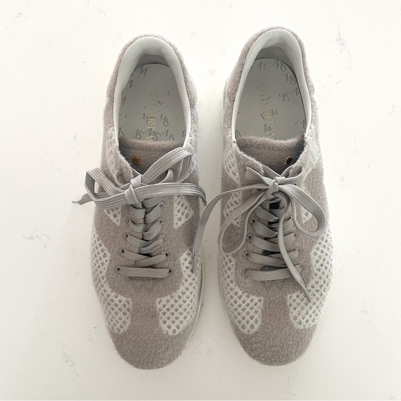 Stuart Weitzman Hartley Knit Sneakers 7.5 - Picture 1 of 6